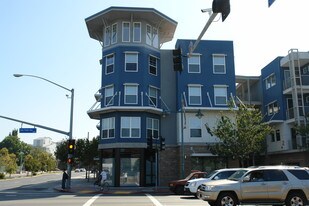 Andante Emeryville in Emeryville, CA - Foto de edificio - Building Photo