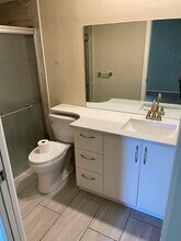 1827 SE Santa Barbara Pl in Cape Coral, FL - Building Photo - Building Photo