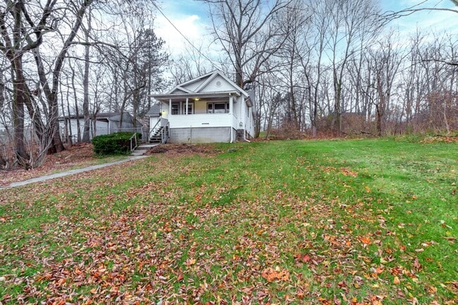 679 Euclid Ave in Akron, OH - Building Photo - Building Photo