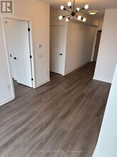 36-2036 Zorra St in Toronto, ON - Building Photo - Building Photo