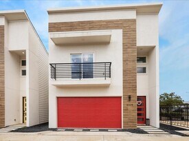 2329 Paul Quinn St in Houston, TX - Building Photo