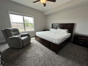 12376 N Chestnut Hls Dr in Cut And Shoot, TX - Building Photo - Building Photo