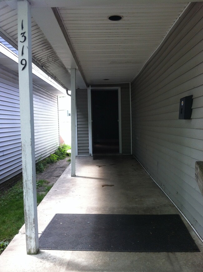 1319 Cincinnati St in Lafayette, IN - Building Photo - Building Photo