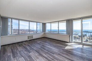 Prospect Tower in Milwaukee, WI - Building Photo
