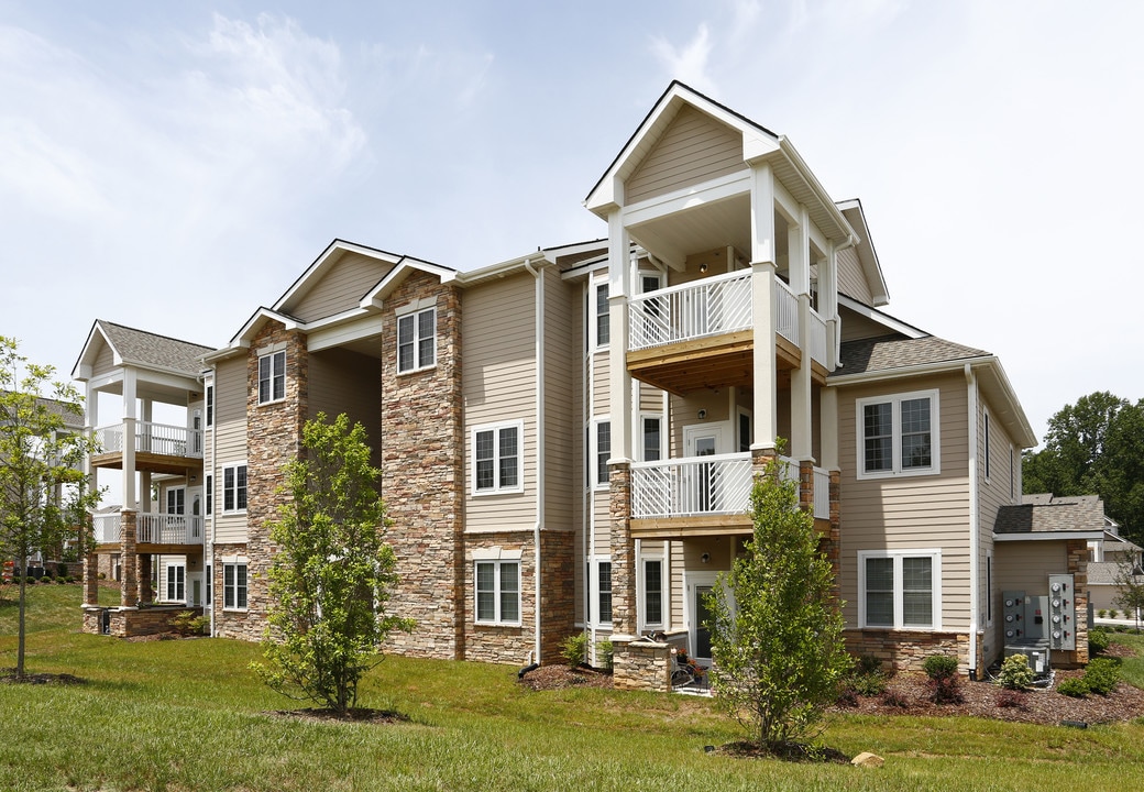 Woodstone at Croasdaile Farm in Durham, NC - Building Photo