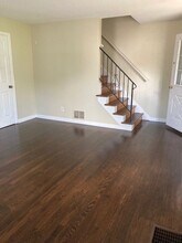 318 W Xenia Dr in Fairborn, OH - Building Photo - Building Photo