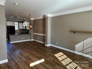 15808 Sharon Dale Dr in Davidson, NC - Building Photo - Building Photo