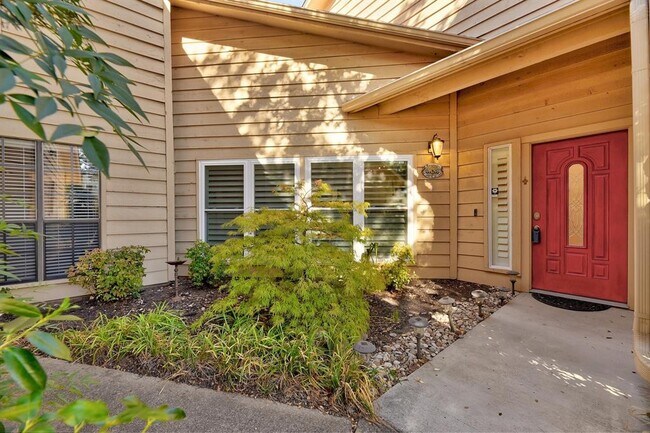 8518 Fathom Cir in Austin, TX - Building Photo - Building Photo