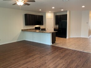 11799 Parker Lakes Drive in Jacksonville, FL - Building Photo - Building Photo