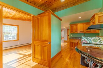 47 Stuart Ave in New London, CT - Building Photo - Building Photo