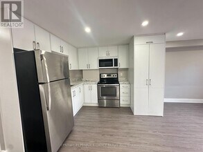 199 Avondale Blvd in Brampton, ON - Building Photo - Building Photo