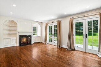 6 Club Rd in Rye, NY - Building Photo - Building Photo