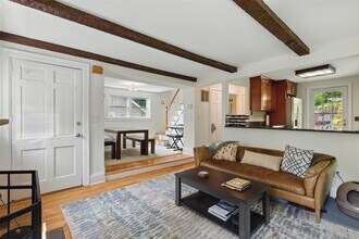 24 Annadale St in Armonk, NY - Building Photo - Building Photo
