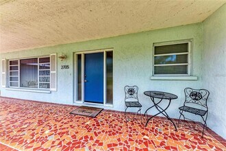 2705 S Brink Ave in Sarasota, FL - Building Photo - Building Photo