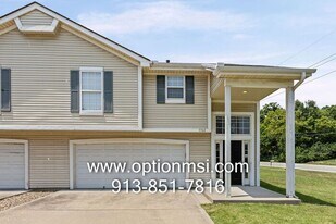 5502 Hayes St in Shawnee, KS - Building Photo