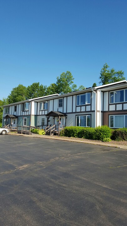 Grand Marais Apartments Inc. in Grand Marais, MN - Building Photo