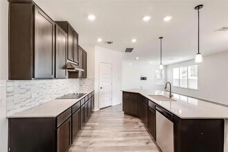 716 Priscilla Ct in Leander, TX - Building Photo - Building Photo