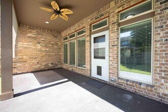 115 Pine Crest Cir in Montgomery, TX - Building Photo - Building Photo