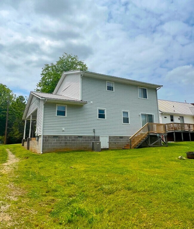 414 Hill St in Farmville, VA - Building Photo - Building Photo