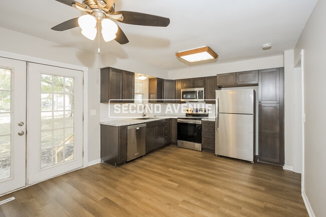 11032 N Harrison St in Kansas City, MO - Building Photo - Building Photo