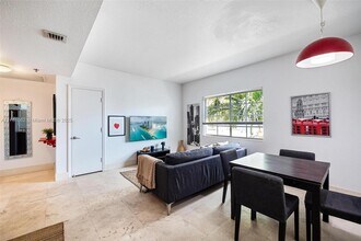 1300 Pennsylvania Ave in Miami Beach, FL - Building Photo - Building Photo
