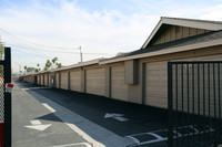 Normandy Park Apartments in Anaheim, CA - Foto de edificio - Building Photo