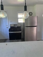 1371 Crucible St in Pittsburgh, PA - Building Photo - Building Photo