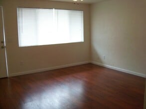 mcno01 457 W. 8th Ave in Eugene, OR - Building Photo - Interior Photo