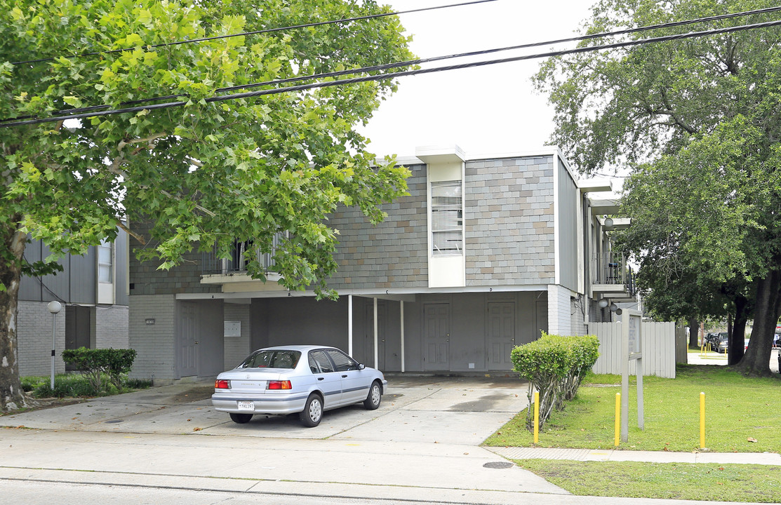 1030 Lake Ave in Metairie, LA - Building Photo