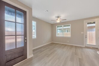 4130 Good Vineyard Ln in Houston, TX - Foto de edificio - Building Photo