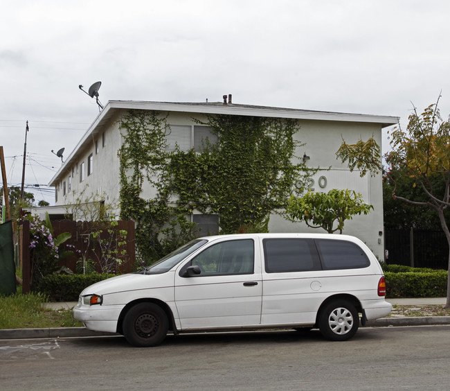 1920 Euclid St in Santa Monica, CA - Building Photo - Building Photo