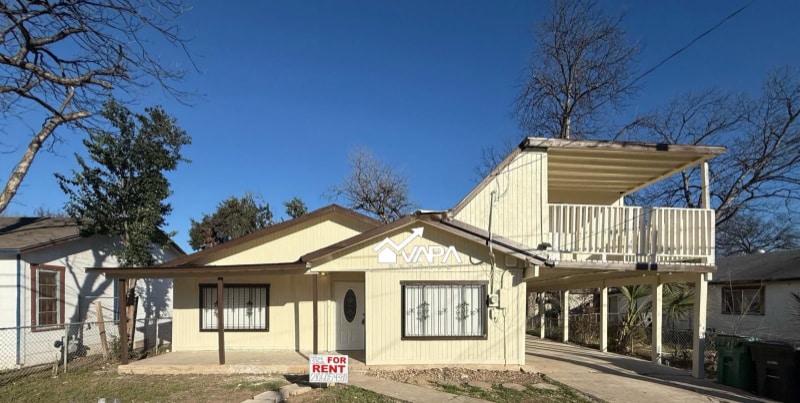 206 Southlawn Ave in San Antonio, TX - Building Photo