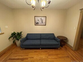 364 W Rock Ave in New Haven, CT - Building Photo - Building Photo
