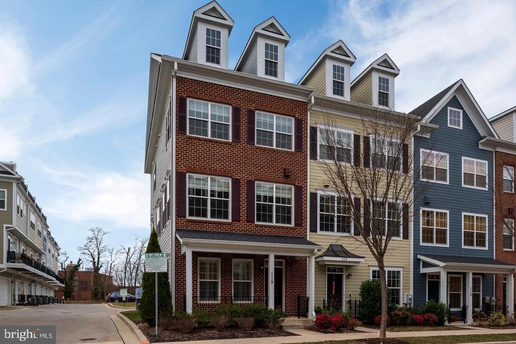 115 Meridian Ln in Towson, MD - Building Photo
