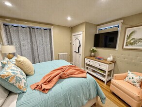 56 Egmont St in Brookline, MA - Building Photo - Building Photo