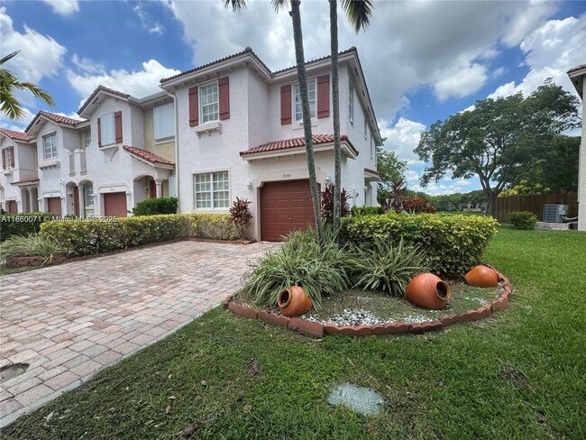 2155 NE 3rd Ct in Homestead, FL - Building Photo - Building Photo