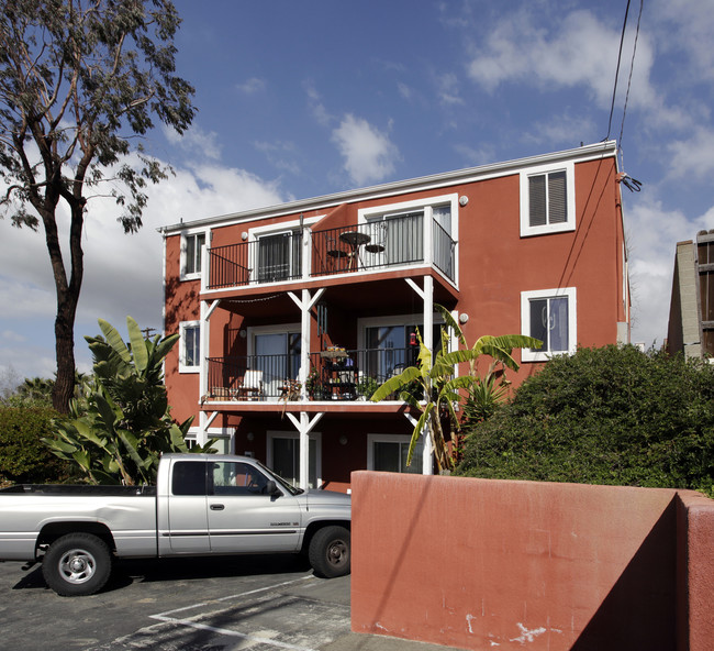 3145 Union St in San Diego, CA - Building Photo - Building Photo