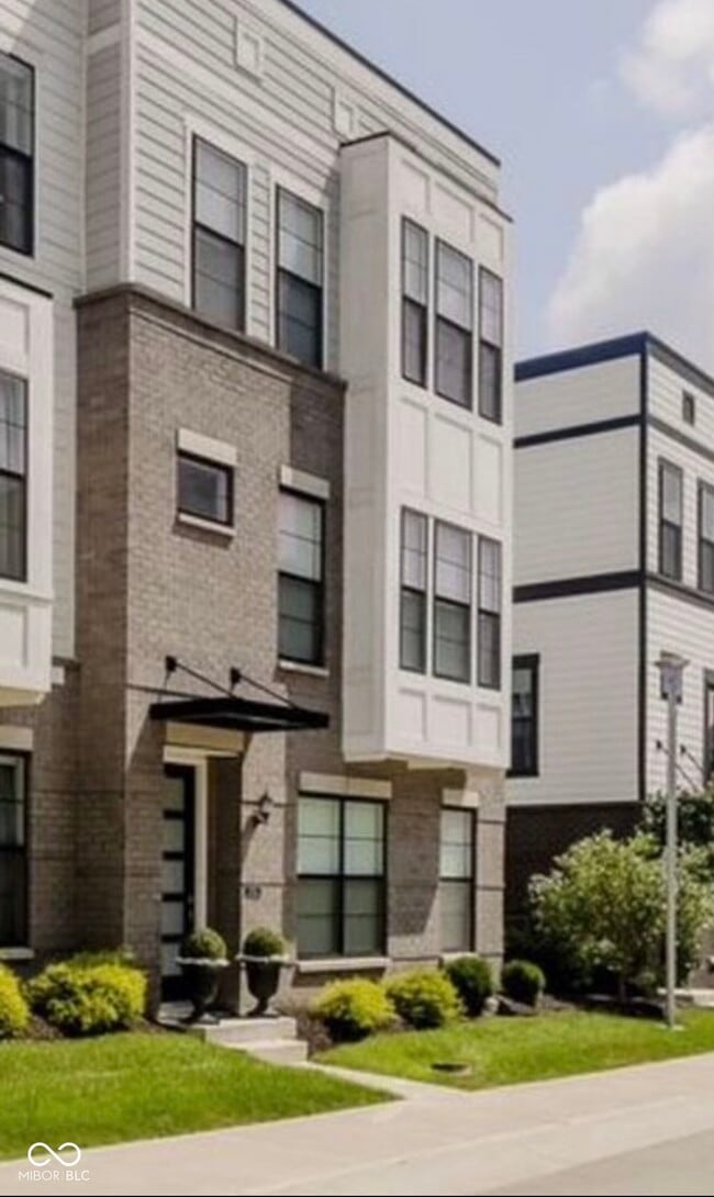 9734 Junction in Fishers, IN - Building Photo - Building Photo