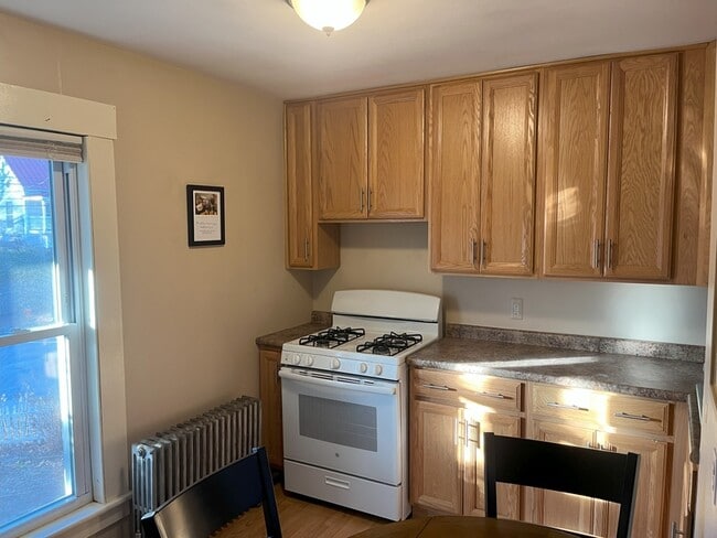 17-19-19 Perkins St in Concord, NH - Building Photo - Building Photo