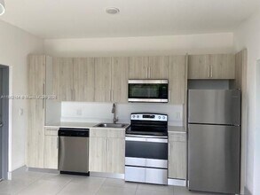 519 SW 5th Ave in Miami, FL - Building Photo - Building Photo