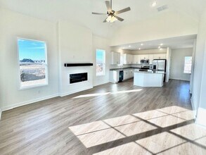 70 Hughetta St N in Oakland, TN - Building Photo - Building Photo