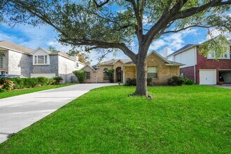 21106 Brookrock Cir in Katy, TX - Building Photo - Building Photo