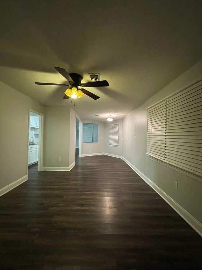 property at 3461 Dundale Rd