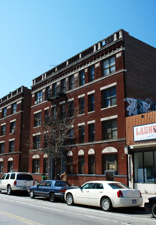 2042 Bedford Ave in Brooklyn, NY - Building Photo