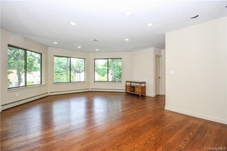 2 Top of the Ridge in Mamaroneck, NY - Building Photo - Building Photo