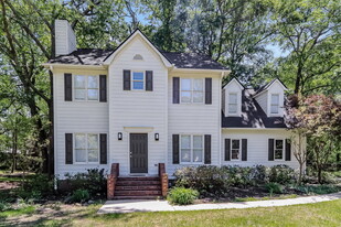 1612 Carriage Hills Dr in Griffin, GA - Building Photo