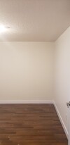 512 9A St NE in Calgary, AB - Building Photo