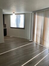 2020 Albatross St, Unit 3 in San Diego, CA - Building Photo - Building Photo