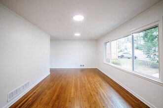 2692 Whites Mill Ct in Decatur, GA - Building Photo - Building Photo