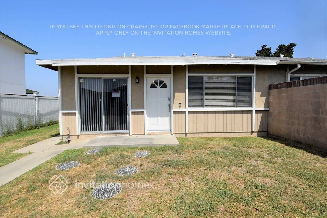 17515 Harwick Ct in Carson, CA - Building Photo